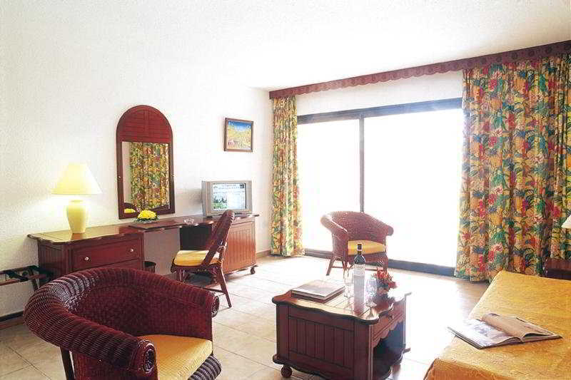 Le Flamboyant- Le Village Baie Nettle Phòng bức ảnh