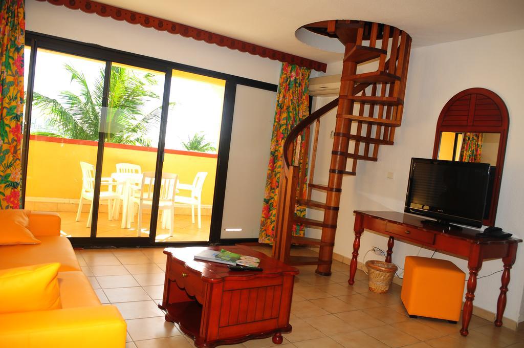 Le Flamboyant- Le Village Baie Nettle Ngoại thất bức ảnh